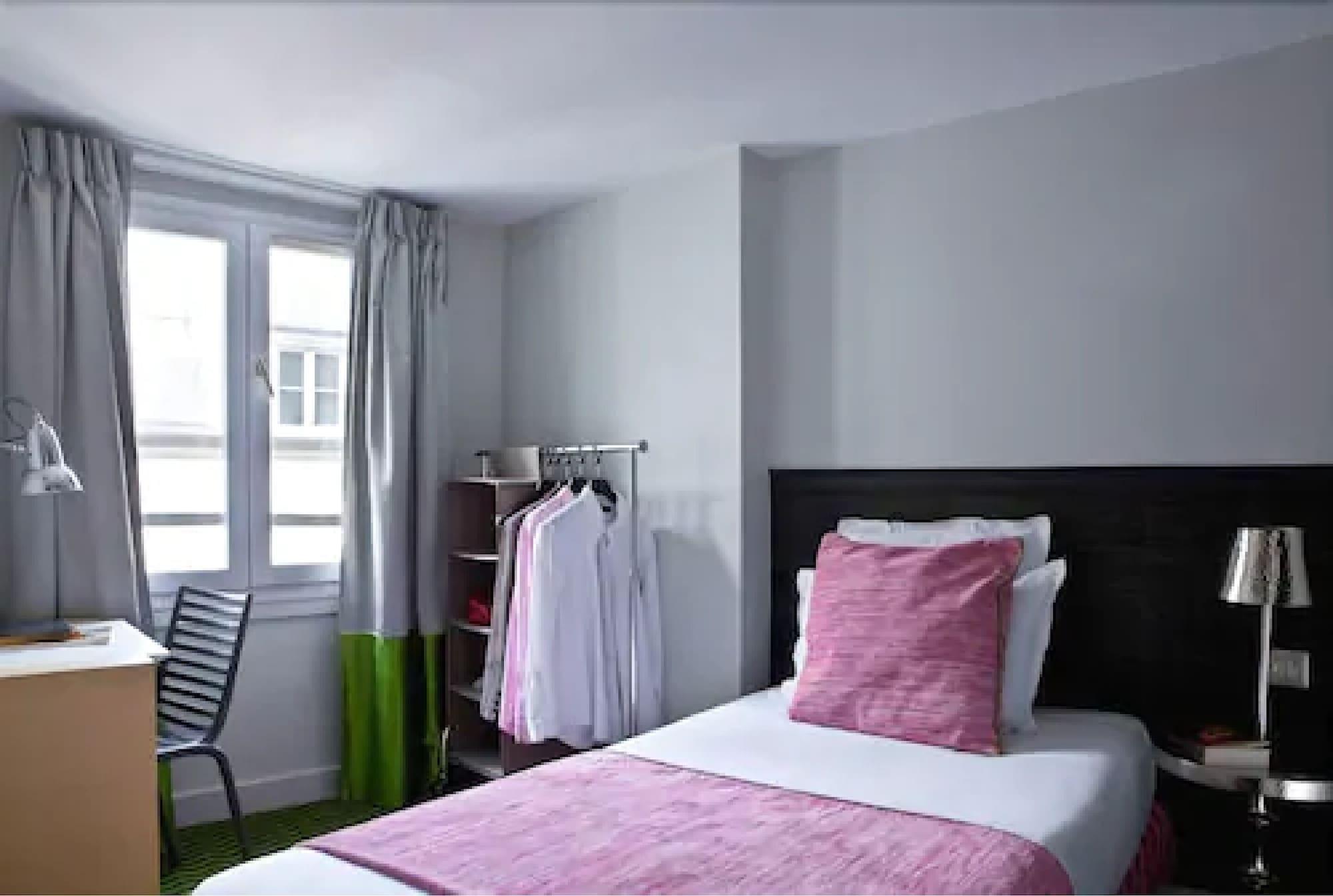 Hotel Antin Trinite Paris Exterior photo